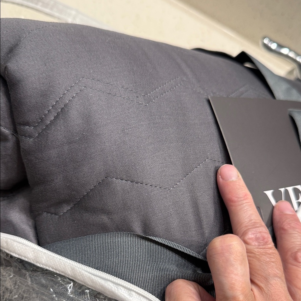 Vera Wang Slate Gray King Quilt Set - Picture 3 of 4